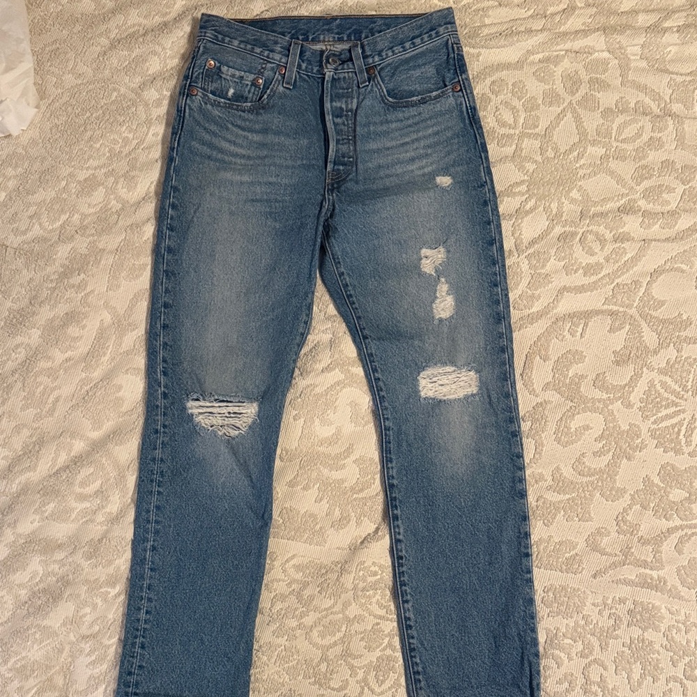 Levi’s 501 Straight Women’s Jeans